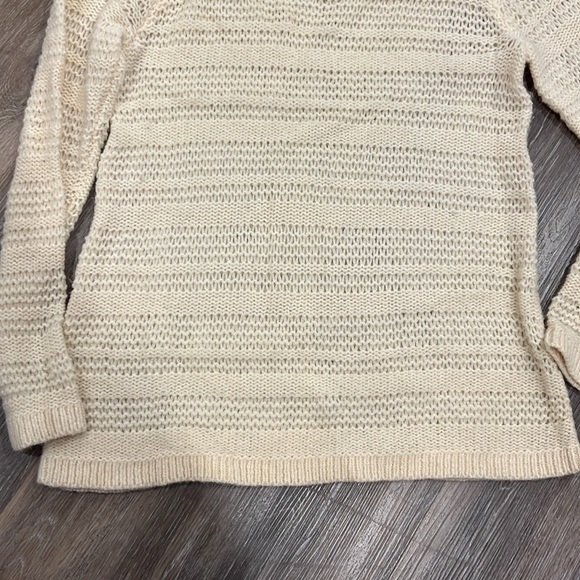 Tommy Bahama cream Spaulding pullover wool alpaca open knit sweater large - Picture 3 of 5